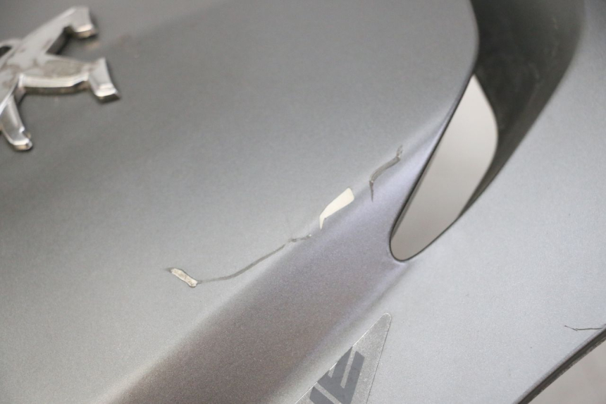 photo de CARENA ANTERIORE SUPERIORE PEUGEOT STREETZONE I 2T 50 (2018 - 2020)