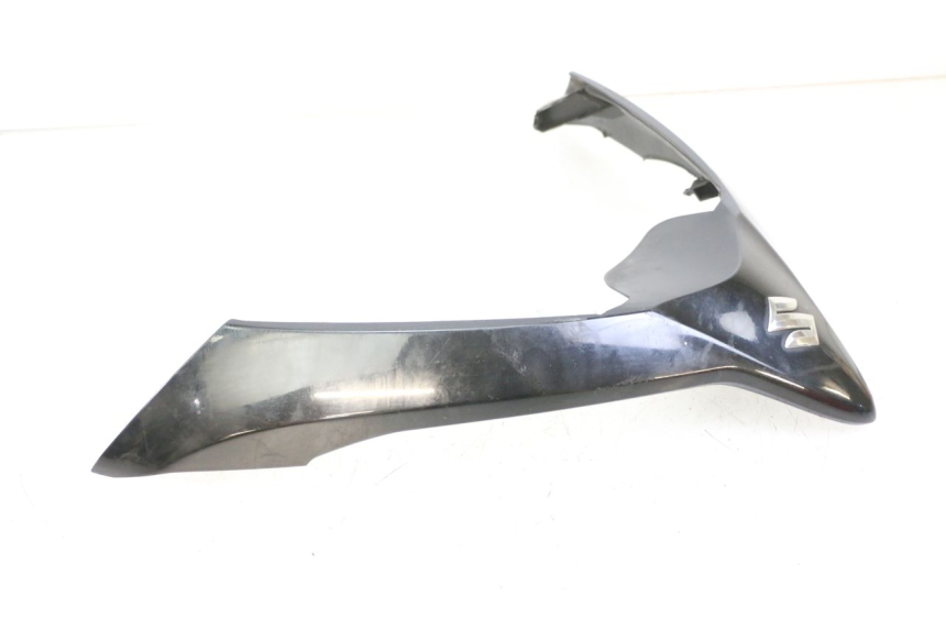photo de CARENA ANTERIORE SUPERIORE SUZUKI BURGMAN 125 (2015 - 2017)