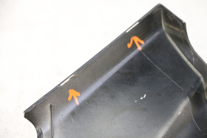 photo de CARENA ANTERIORE SUPERIORE YAMAHA X-MAX XMAX 250 (2006 - 2009)