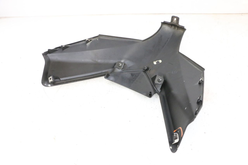 photo de FACCIATA ANTERIORE SUPERIORE YAMAHA X-MAX XMAX 125 (2010 - 2013) - Primo piano tecnico