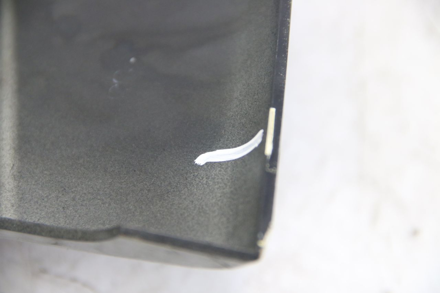 photo de FACCIATA ANTERIORE SUPERIORE YAMAHA XMAX X-MAX 125 (2006 - 2009)