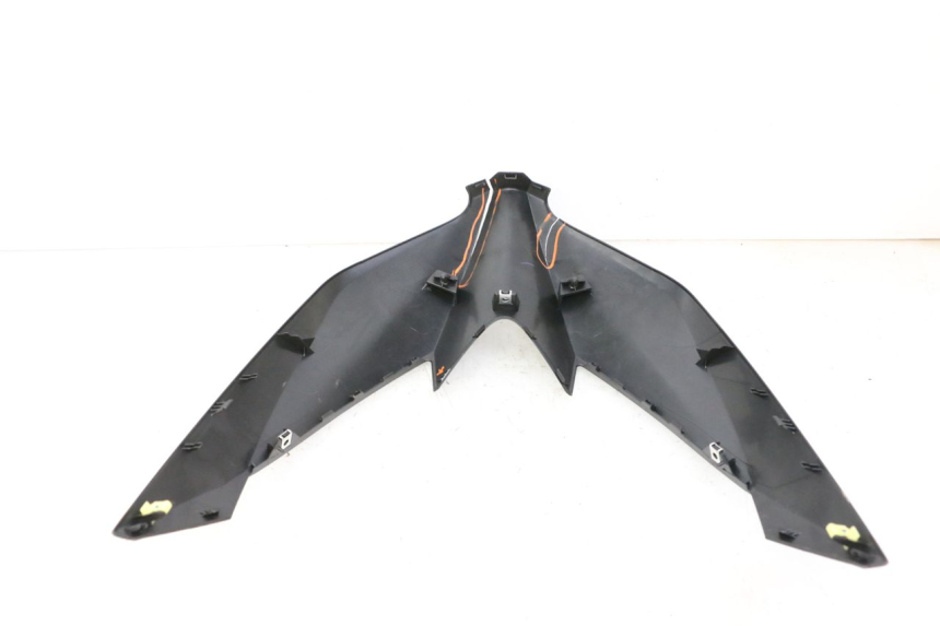photo de CARENA ANTERIORE SUPERIORE YAMAHA XMAX X-MAX 125 (2021 - 2025)