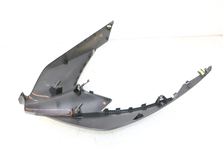 photo de CARENA ANTERIORE SUPERIORE YAMAHA XMAX X-MAX 125 (2021 - 2025)