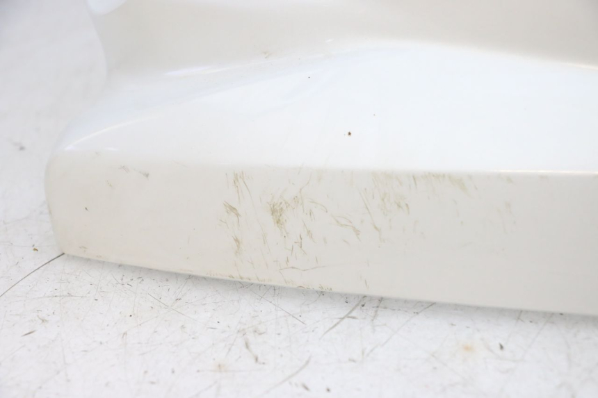 photo de SCUDO CARENA ANTERIORE YAMAHA X-MAX XMAX 125 (2010 - 2013) - Dettagli dei punti di fissaggio