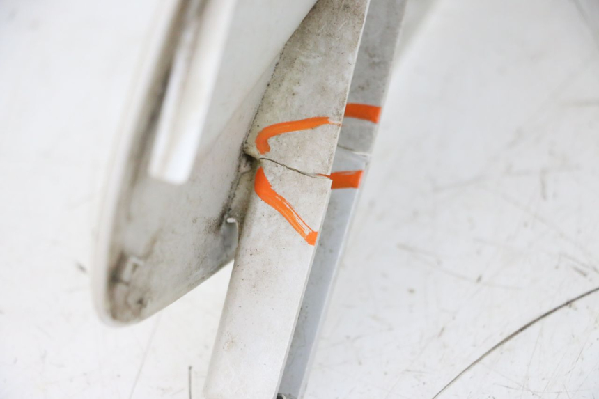 photo de SCUDO CARENA ANTERIORE YAMAHA X-MAX XMAX 125 (2010 - 2013) - Marcature e riferimenti originali