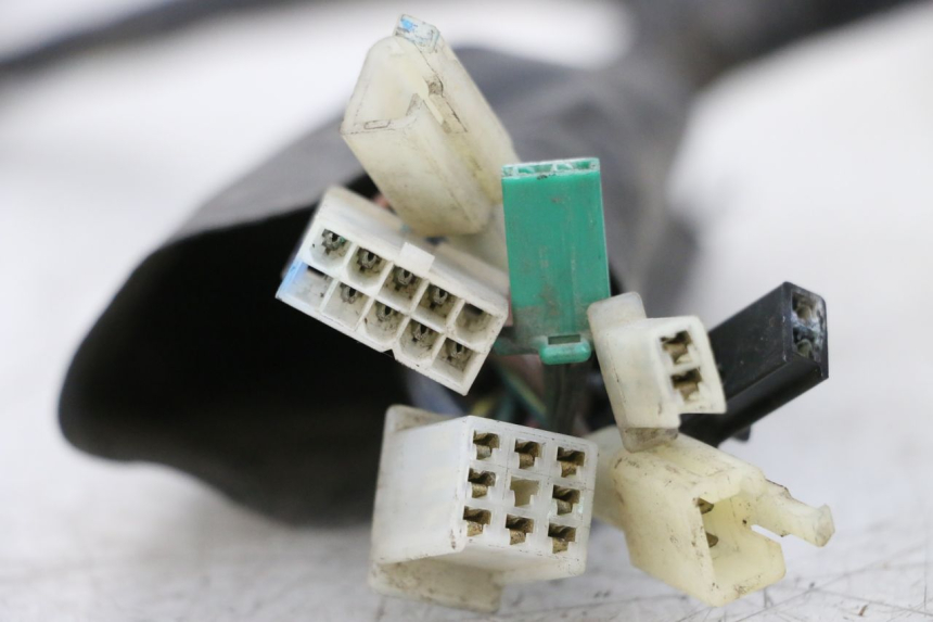 photo de IMPIANTO ELETTRICO MBK BOOSTER SPIRIT NAKED 50 (2004 - 2017) - Altra angolazione