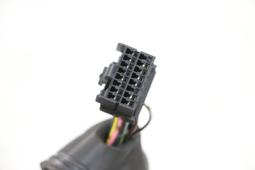 photo de STRUMENTI CABLAGGIO SUZUKI GSXR GSX-R 1000 (2003 - 2004) - Stato della superficie e materiale