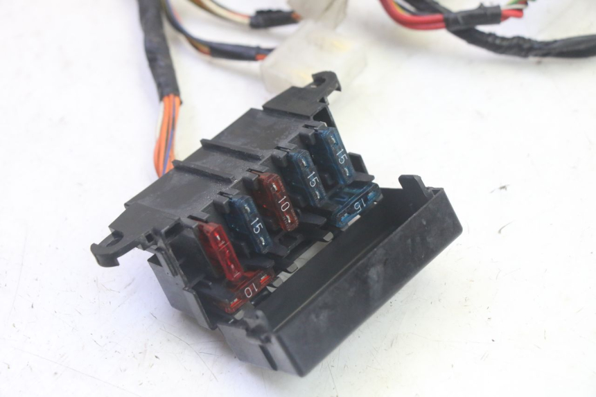 photo de IMPIANTO ELETTRICO SUZUKI GSF N BANDIT 600 (1996 - 1999) - Altra angolazione