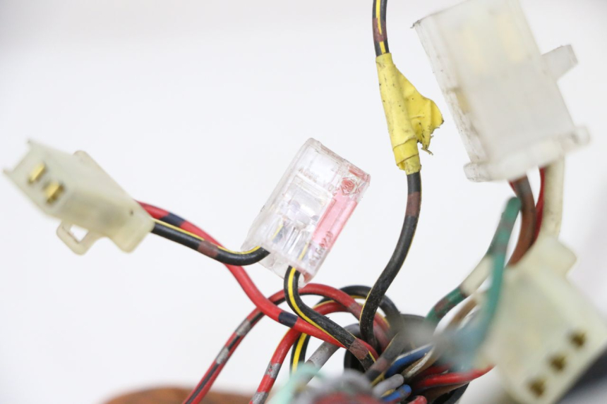 photo de IMPIANTO ELETTRICO KAWASAKI ZR 7 750 (1999 - 2001) - Altra vista dell'articolo