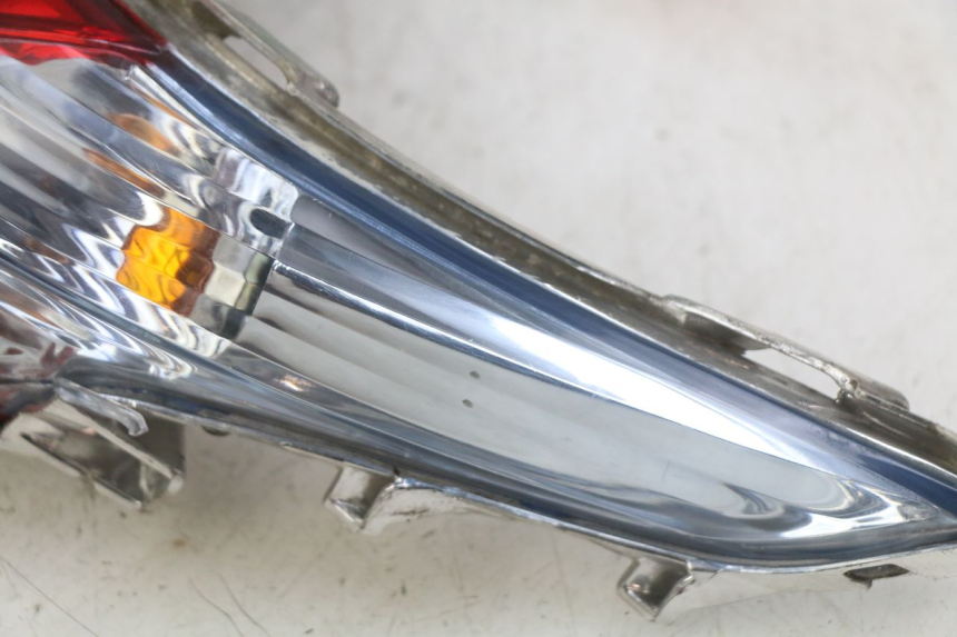 photo de FANALE POSTERIORE KYMCO AGILITY 16+ 4T 50 (2018 - 2023)