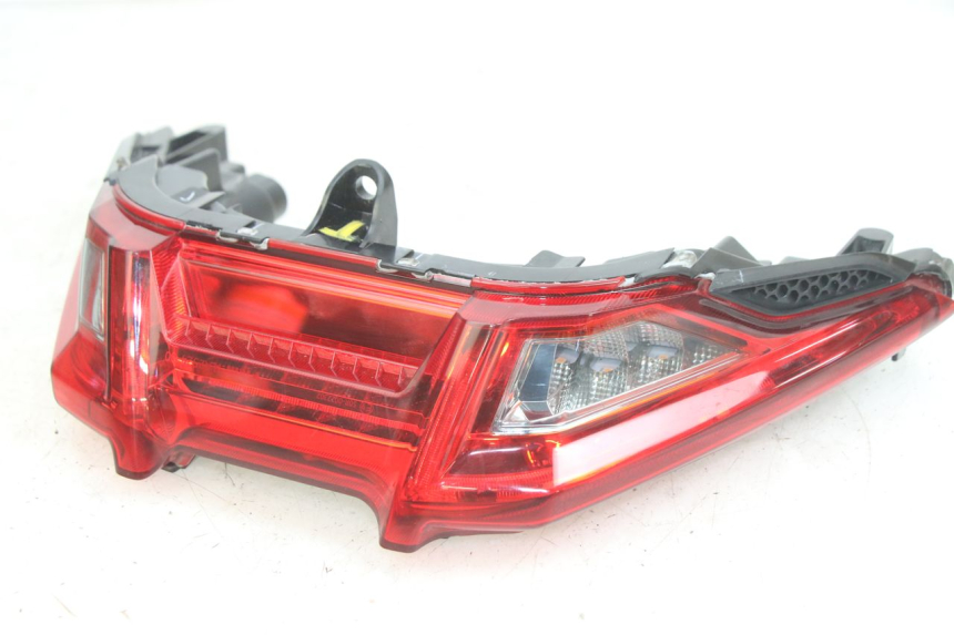 photo de FANALE POSTERIORE APRILIA SXR 50 (2021 - 2023)