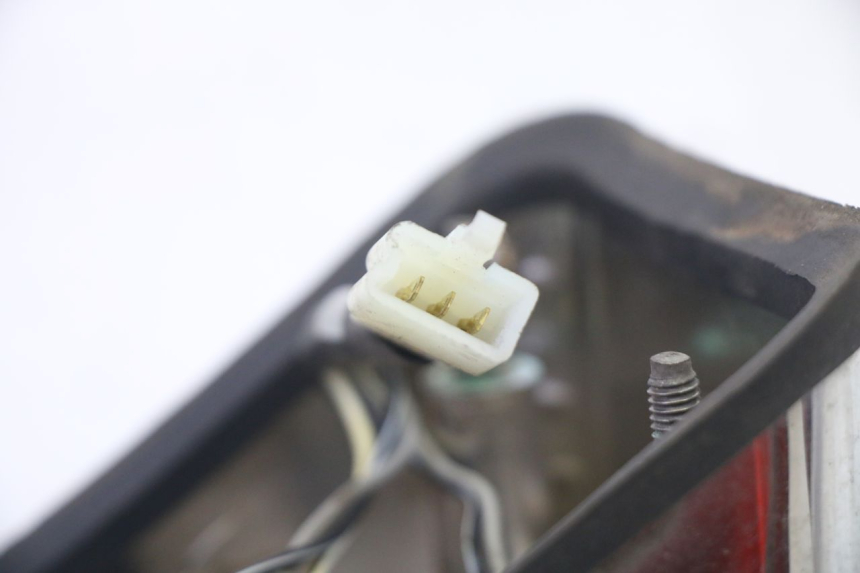 photo de FANALE POSTERIORE HYOSUNG GV AQUILA 125 (2000 - 2004)