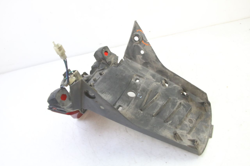 photo de FANALE STOP POSTERIORE  YAMAHA BW'S 100 (1999 - 2002)