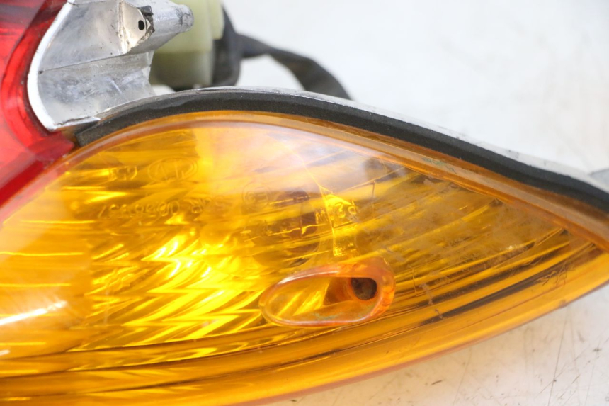 photo de FANALE STOP POSTERIORE  HONDA CBF 500 (2004 - 2007)