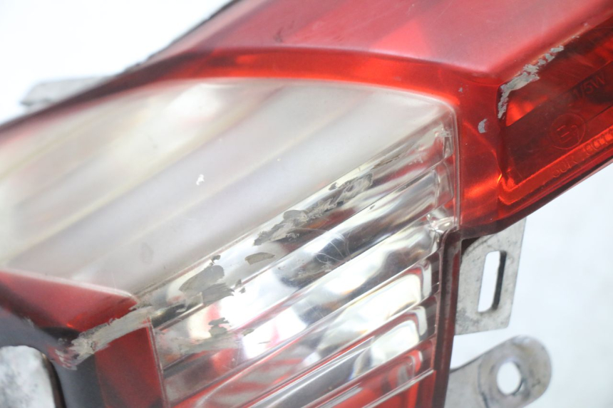 photo de FANALE POSTERIORE KYMCO DINK STREET 125 (2009 - 2014)