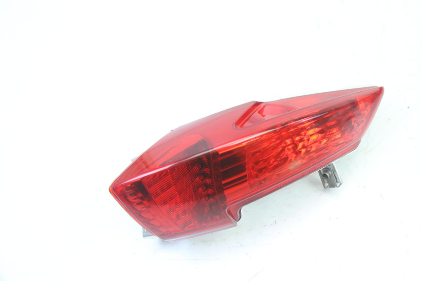 photo de FANALE STOP DESTRA PIAGGIO MP3 HPE 310 (2024 - 2025)