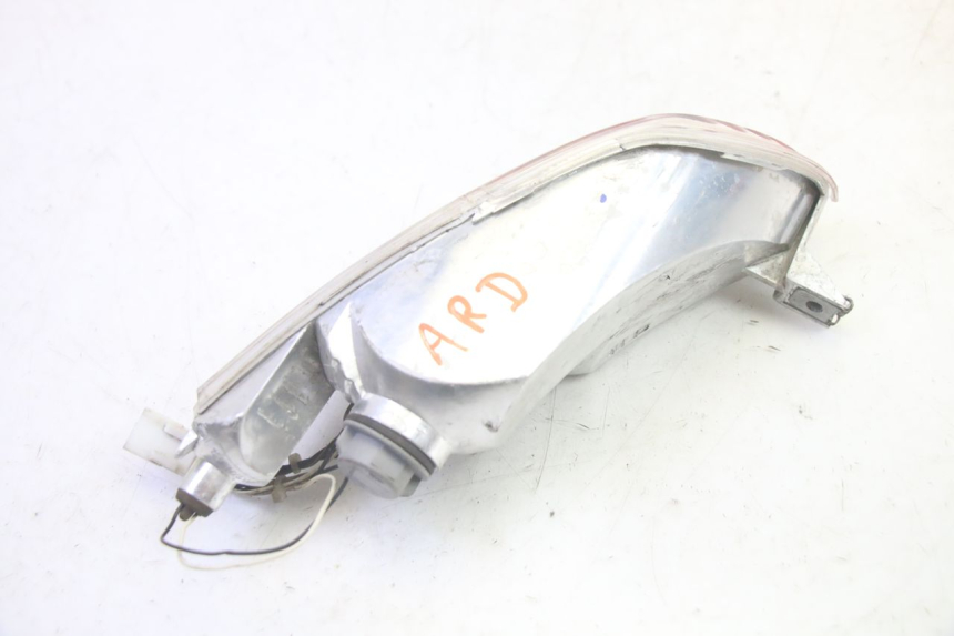 photo de FANALE POSTERIORE DESTRO PIAGGIO MP3 LT 400 (2007 - 2012) - Vista d'insieme del prodotto