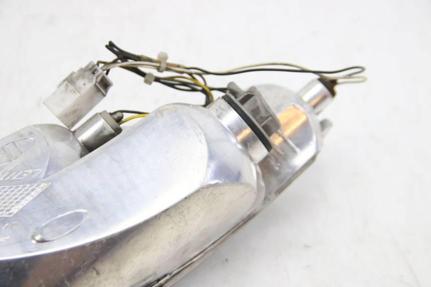 photo de FANALE STOP DESTRA PIAGGIO MP3 125 (2006 - 2014)