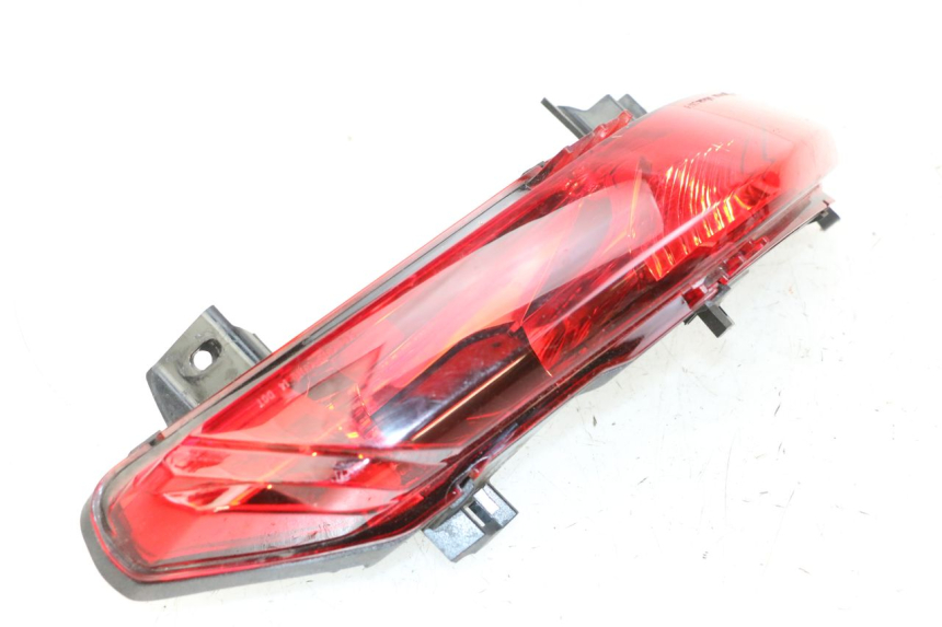 photo de FANALE POSTERIORE DESTRO PIAGGIO MP3 500 (2014 - 2016)