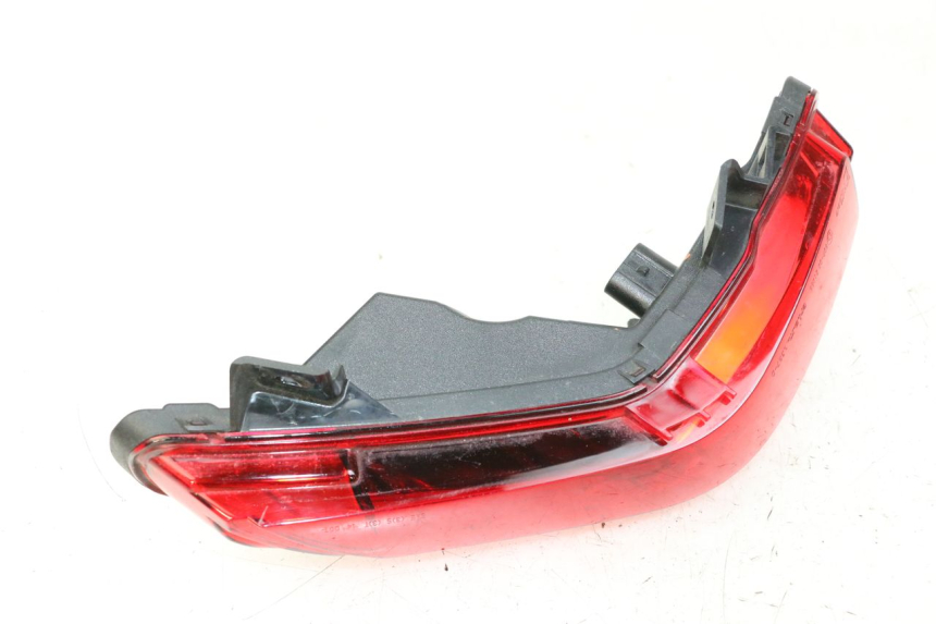photo de FANALE POSTERIORE DESTRO PIAGGIO MP3 500 (2014 - 2016)