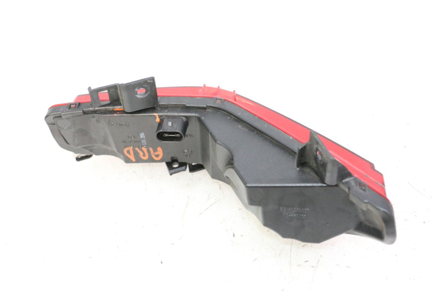 photo de FANALE POSTERIORE DESTRO PIAGGIO MP3 500 (2014 - 2016)