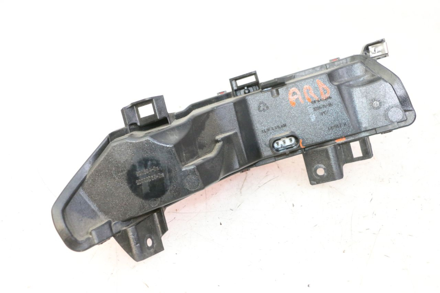 photo de FANALE POSTERIORE DESTRO PIAGGIO MP3 500 (2014 - 2016)