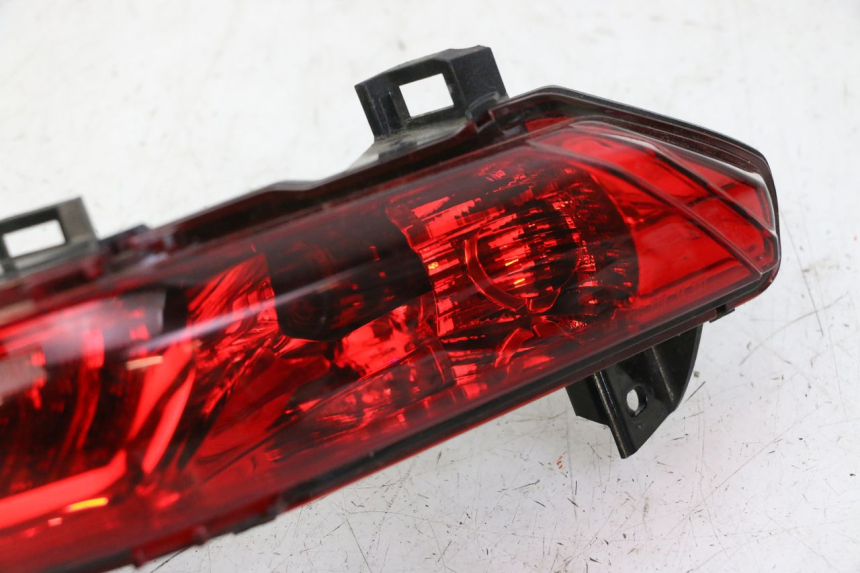photo de FANALE POSTERIORE DESTRO PIAGGIO MP3 500 (2014 - 2016)