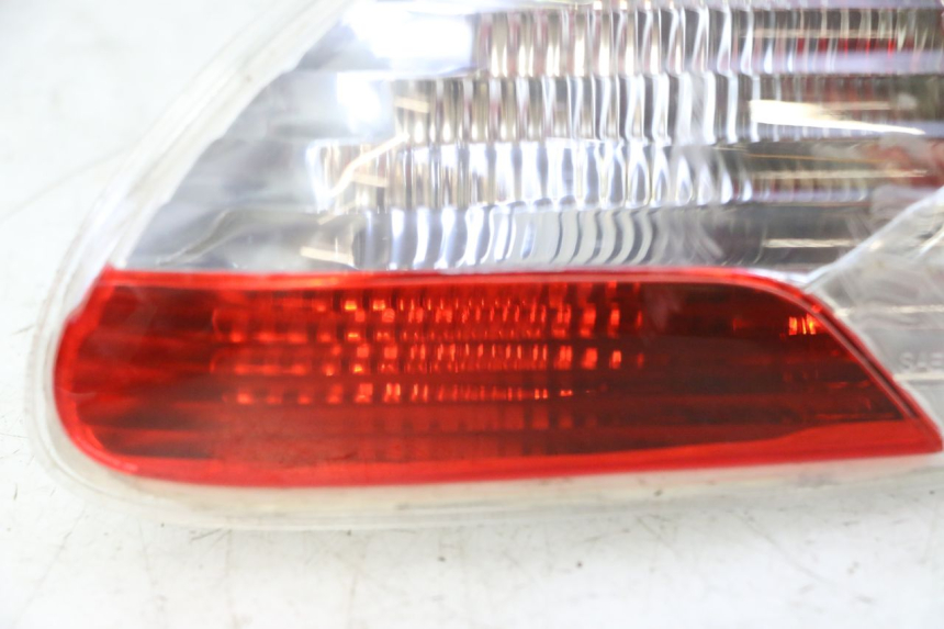 photo de FANALE STOP DESTRA PIAGGIO MP3 RL 250 (2007 - 2010)