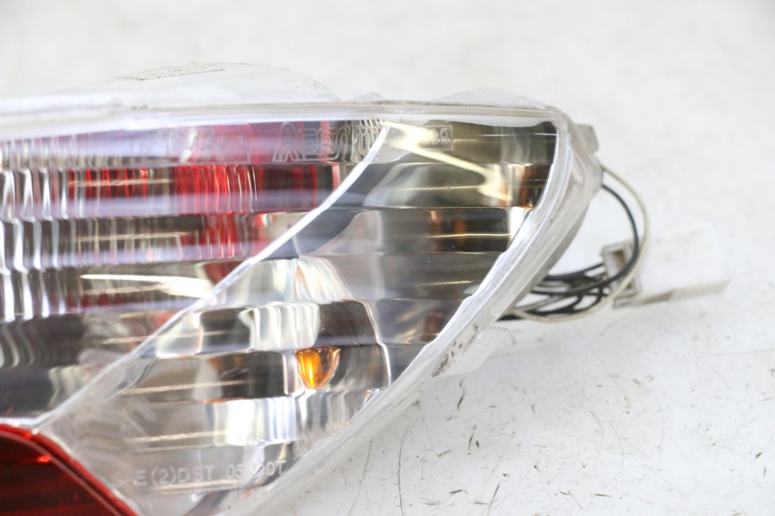 photo de FANALE STOP DESTRA PIAGGIO MP3 RL 250 (2007 - 2010)