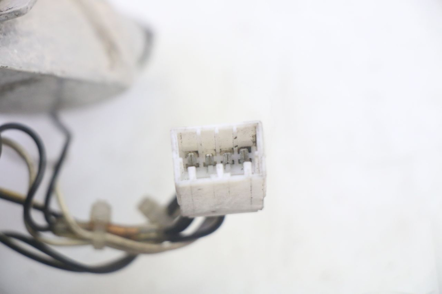 photo de FANALE STOP DESTRA PIAGGIO MP3 125 (2006 - 2014)