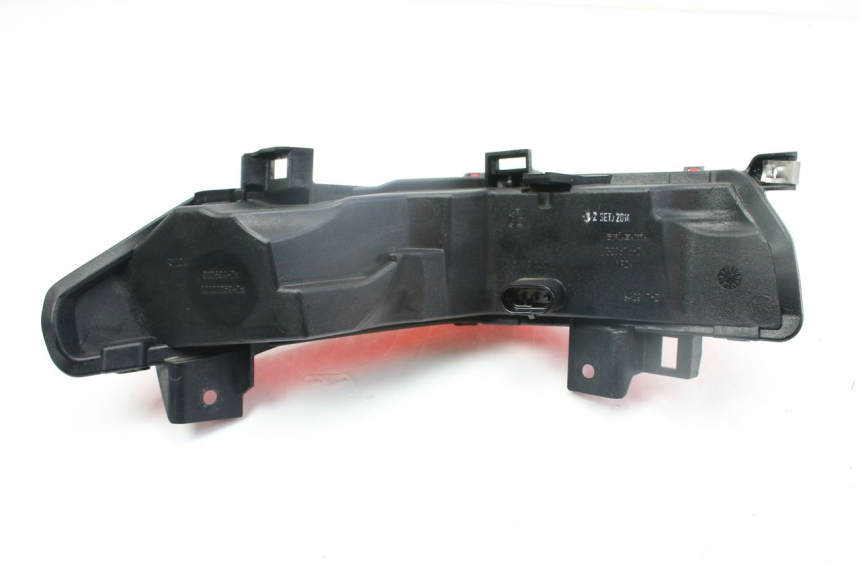 photo de FANALE POSTERIORE DESTRO PIAGGIO MP3 500 (2014 - 2016)