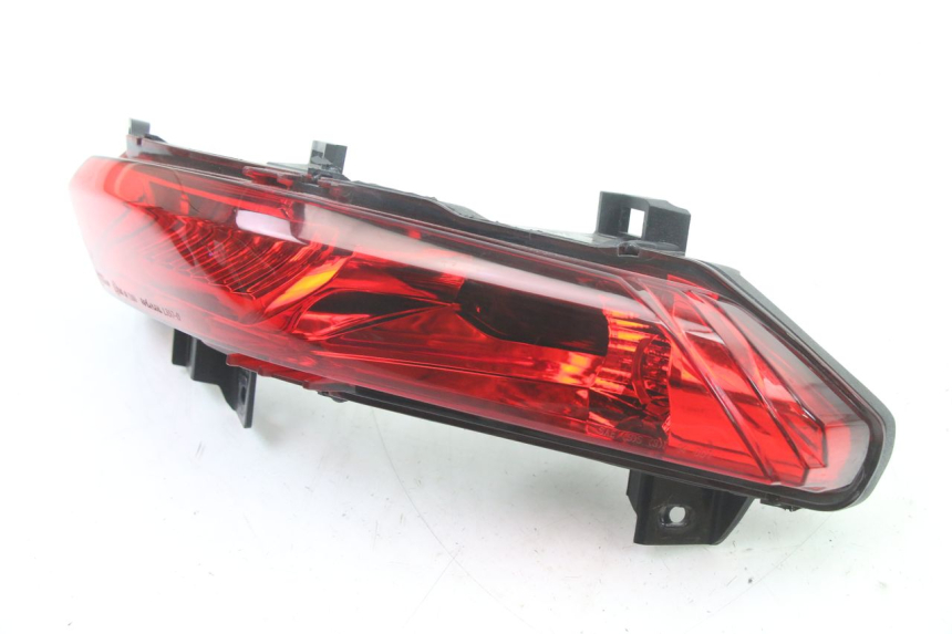 photo de FANALE POSTERIORE DESTRO PIAGGIO MP3 500 (2014 - 2016)