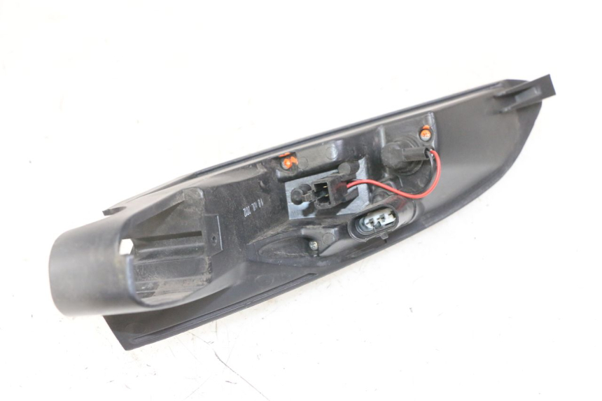 photo de FANALE STOP DESTRA PEUGEOT SATELIS 125 (2013 - 2018)