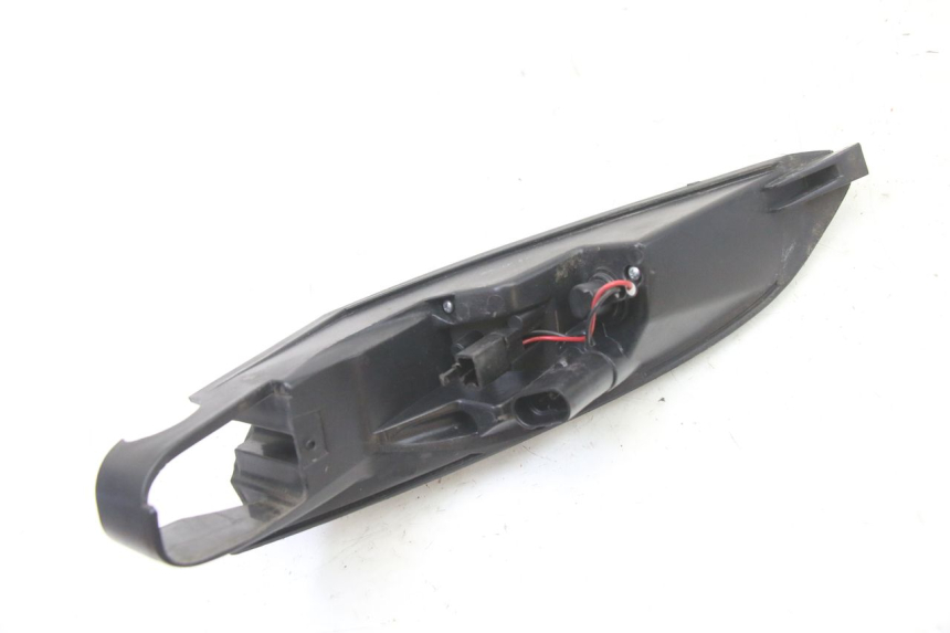 photo de FANALE STOP DESTRA PEUGEOT SATELIS 125 (2013 - 2018)