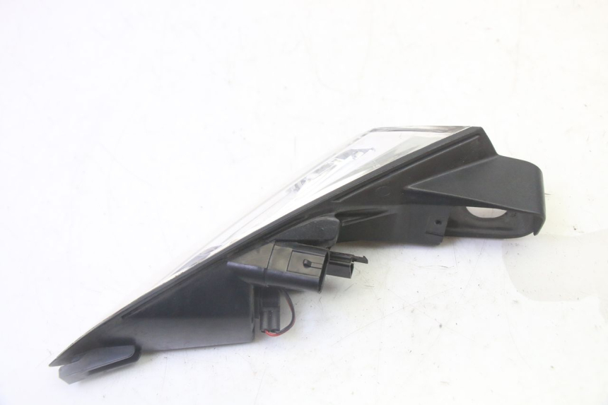 photo de FANALE STOP DESTRA PEUGEOT SATELIS 125 (2013 - 2018)