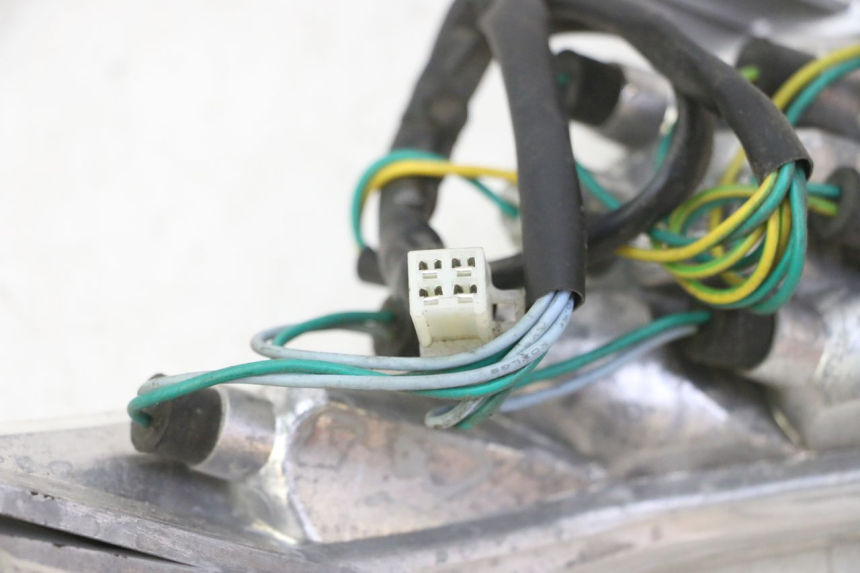 photo de Fanale posteriore destro PEUGEOT VIVACITY NEW 4T 50 (2008 - 2017)