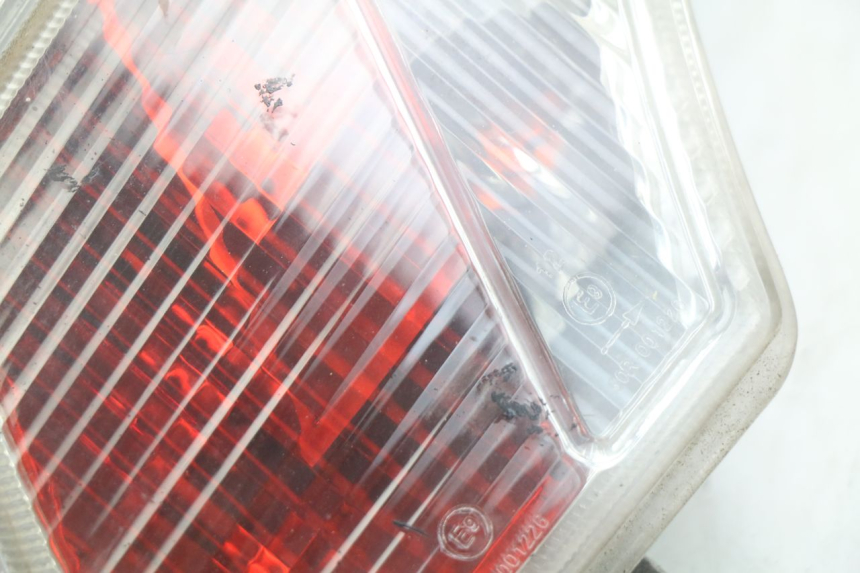 photo de Fanale posteriore destro PEUGEOT VIVACITY 125 (2010 - 2017)