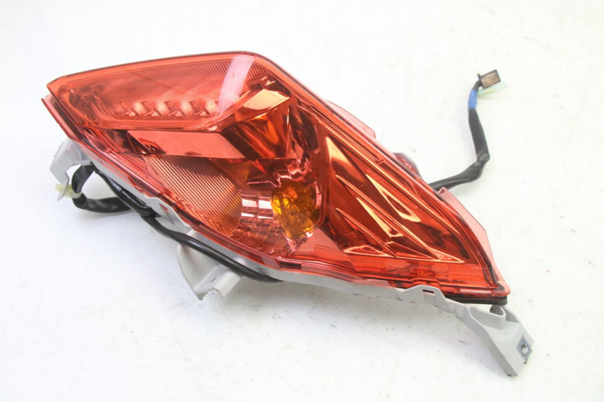 photo de FANALE STOP DESTRA YAMAHA XMAX X-MAX 125 (2021 - 2025)