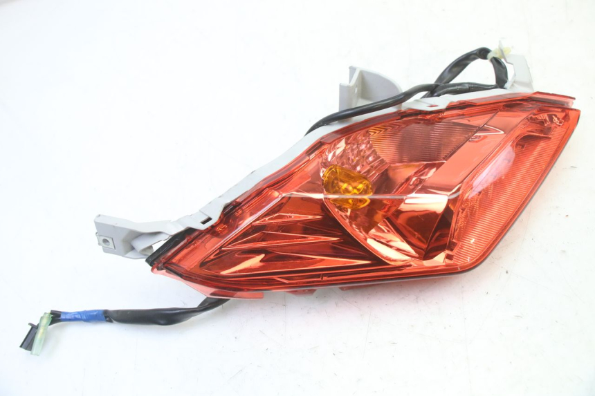 photo de FANALE STOP DESTRA YAMAHA XMAX X-MAX 125 (2021 - 2025)