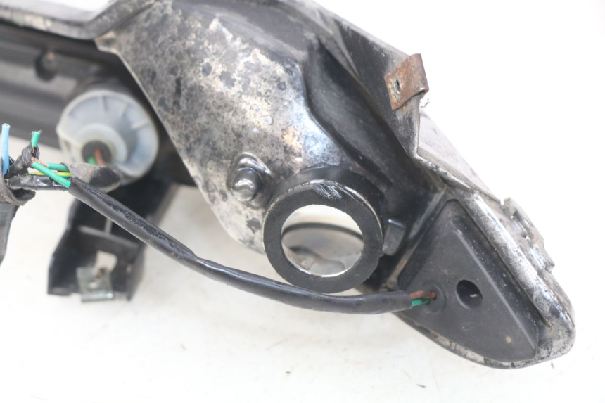 photo de FANALE POSTERIORE DESTRO YAMASAKI YM T 125 (2015 - 2020)