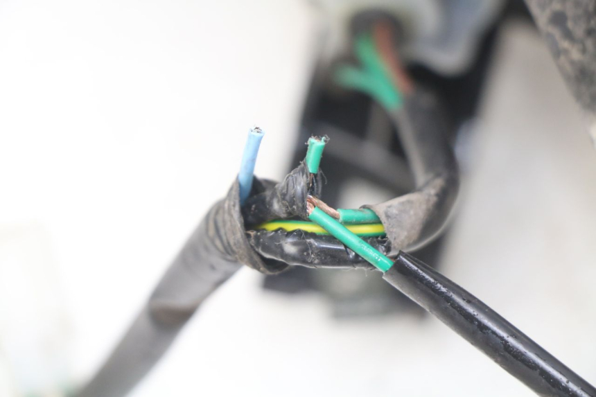 photo de FANALE POSTERIORE DESTRO YAMASAKI YM T 125 (2015 - 2020)