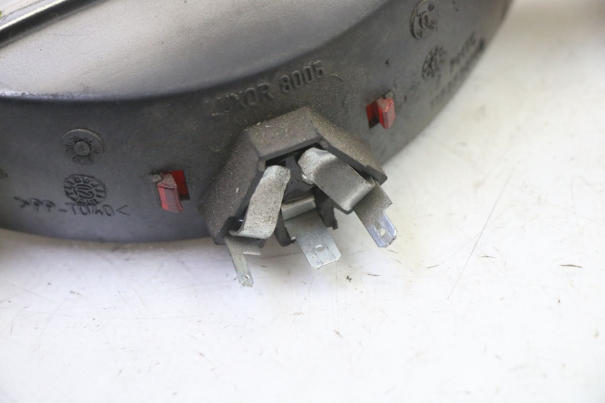 photo de FANALE POSTERIORE PEUGEOT ELYSTAR 50 (2002 - 2014)