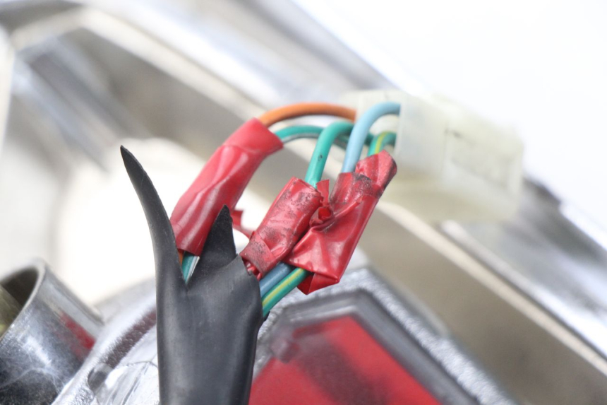 photo de FANALE POSTERIORE SYM FIDDLE 3 III 125 (2014 - 2020)