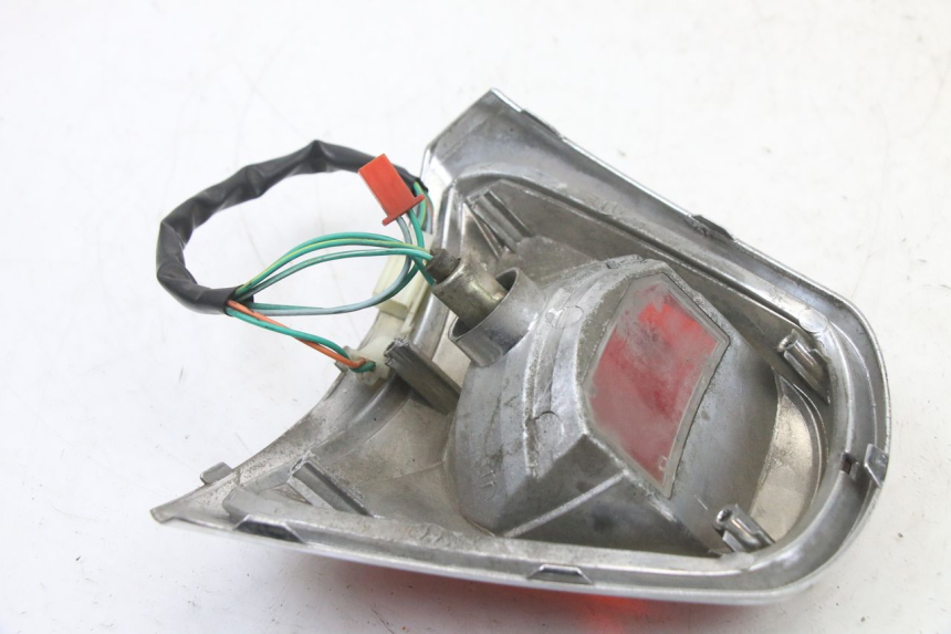 photo de FANALE POSTERIORE SYM FIDDLE 3 III 125 (2014 - 2020) - Primo piano tecnico