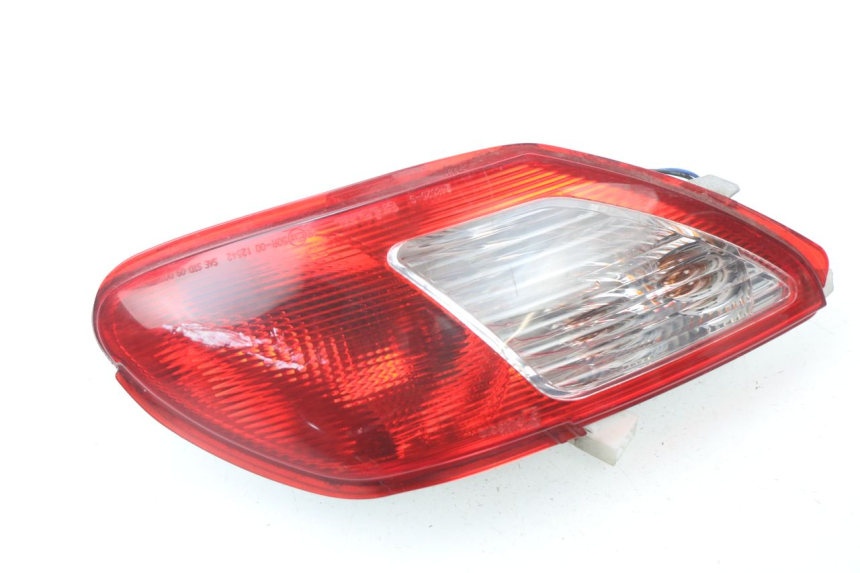 photo de FANALE STOP SINISTRA PIAGGIO MP3 LT 300 (2010 - 2016)