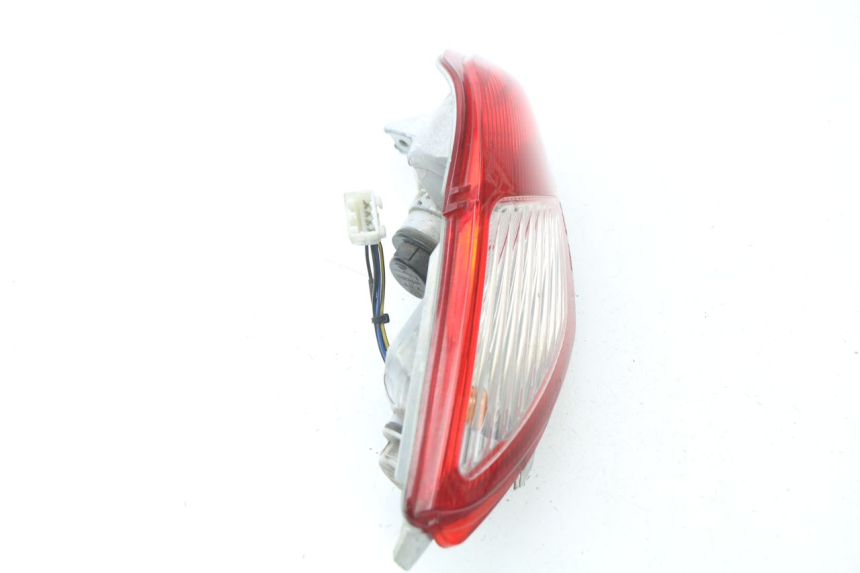 photo de FANALE STOP SINISTRA PIAGGIO MP3 LT 300 (2010 - 2016)