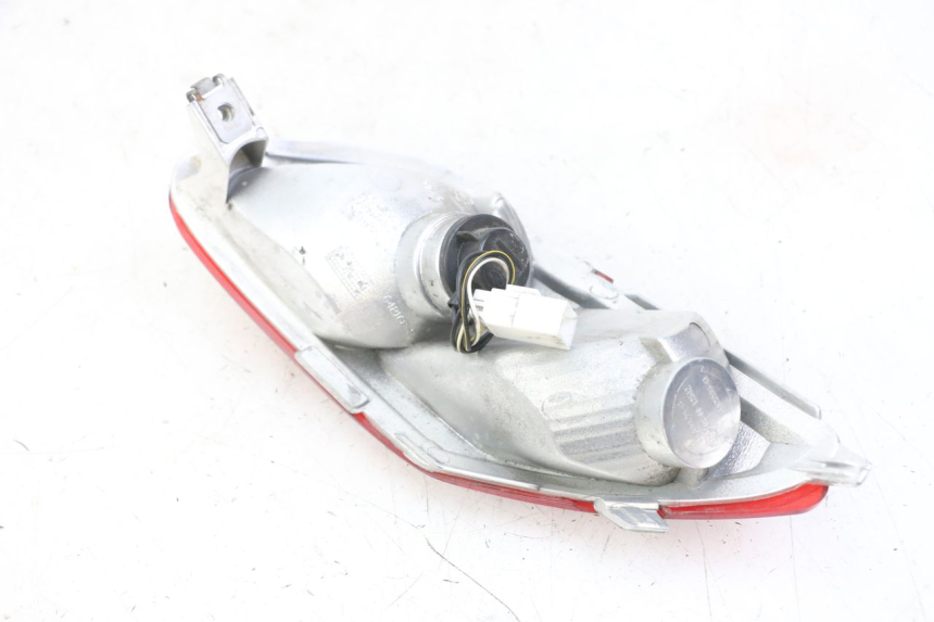 photo de FANALE STOP SINISTRA PIAGGIO MP3 LT 300 (2010 - 2016)