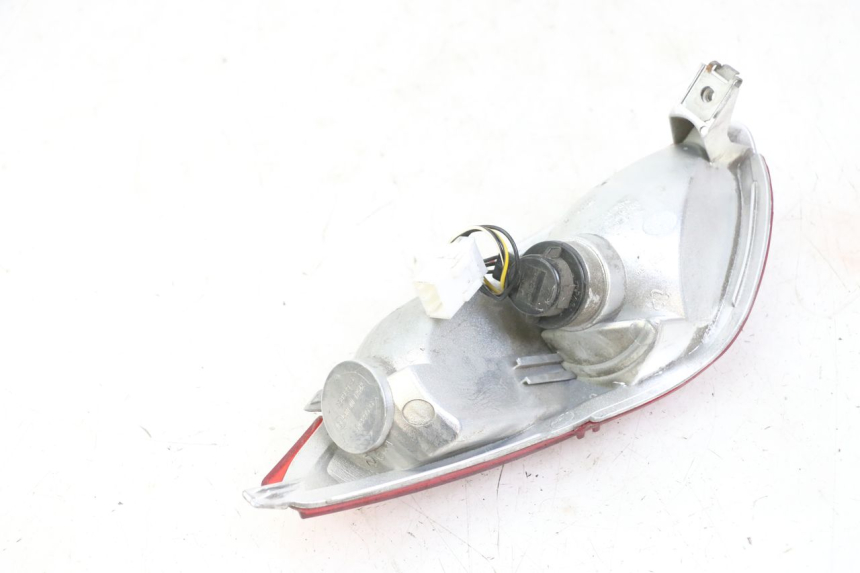 photo de FANALE STOP SINISTRA PIAGGIO MP3 LT 300 (2010 - 2016)