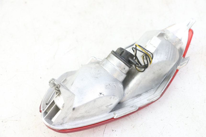 photo de FANALE STOP SINISTRA PIAGGIO MP3 LT 300 (2010 - 2016)
