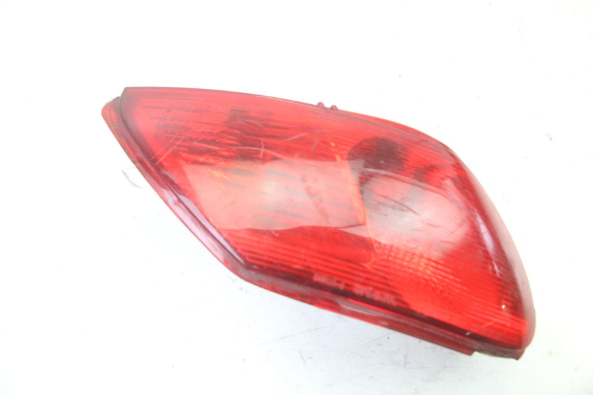 photo de FANALE POSTERIORE SINISTRO PIAGGIO MP3 500 (2011 - 2015)